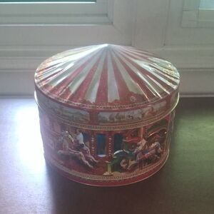Red and Gold Carousel Decor Accent